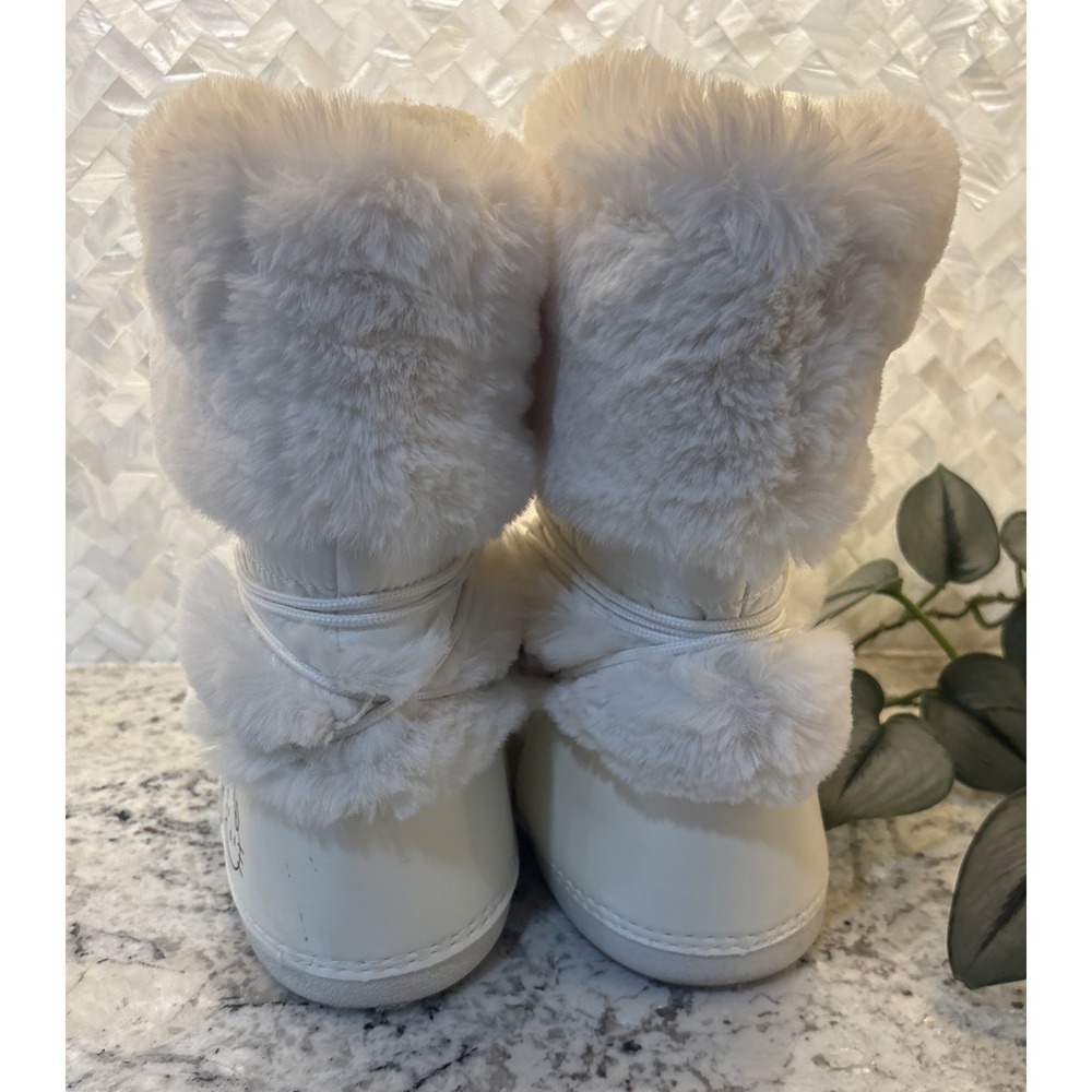 Forever21 Hello Kitty Boots Women's Size 8 White Fur Winter Boots pink Bow‎ - Picture 4 of 16